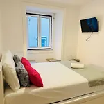 Travessa Do Meio Apartment