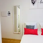Travessa Do Meio Apartment